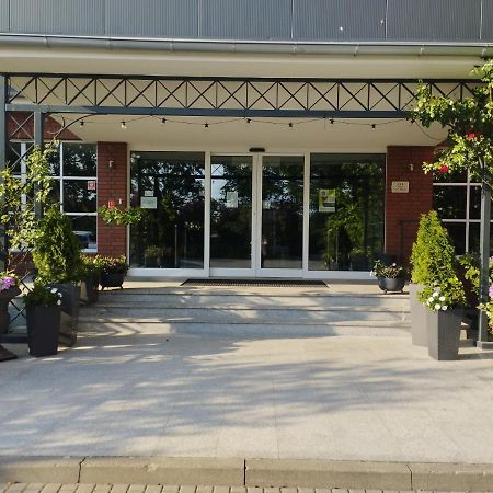Hotel Greys Polonia Zasutowo 外观 照片