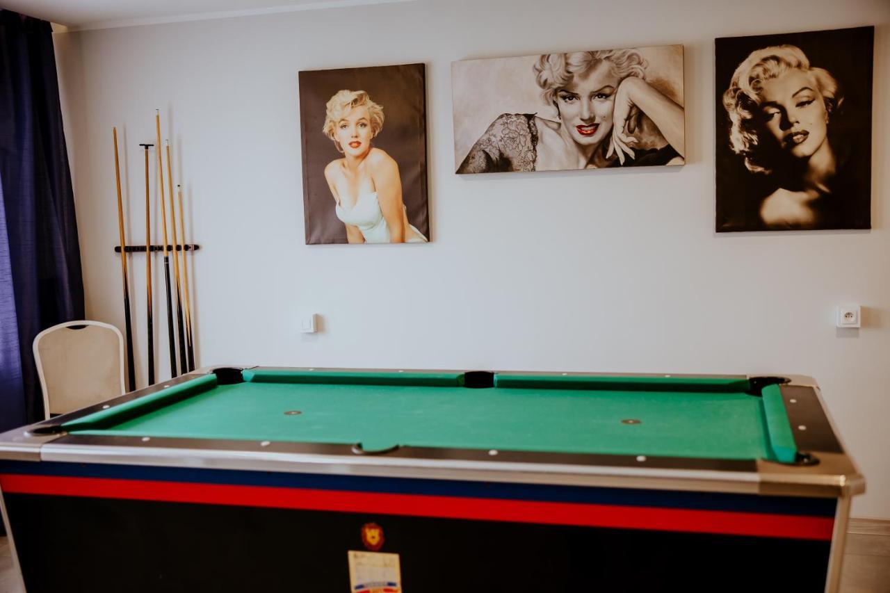 Hotel Greys Polonia Zasutowo 外观 照片