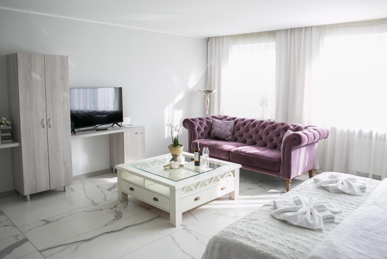 Hotel Greys Polonia Zasutowo 外观 照片